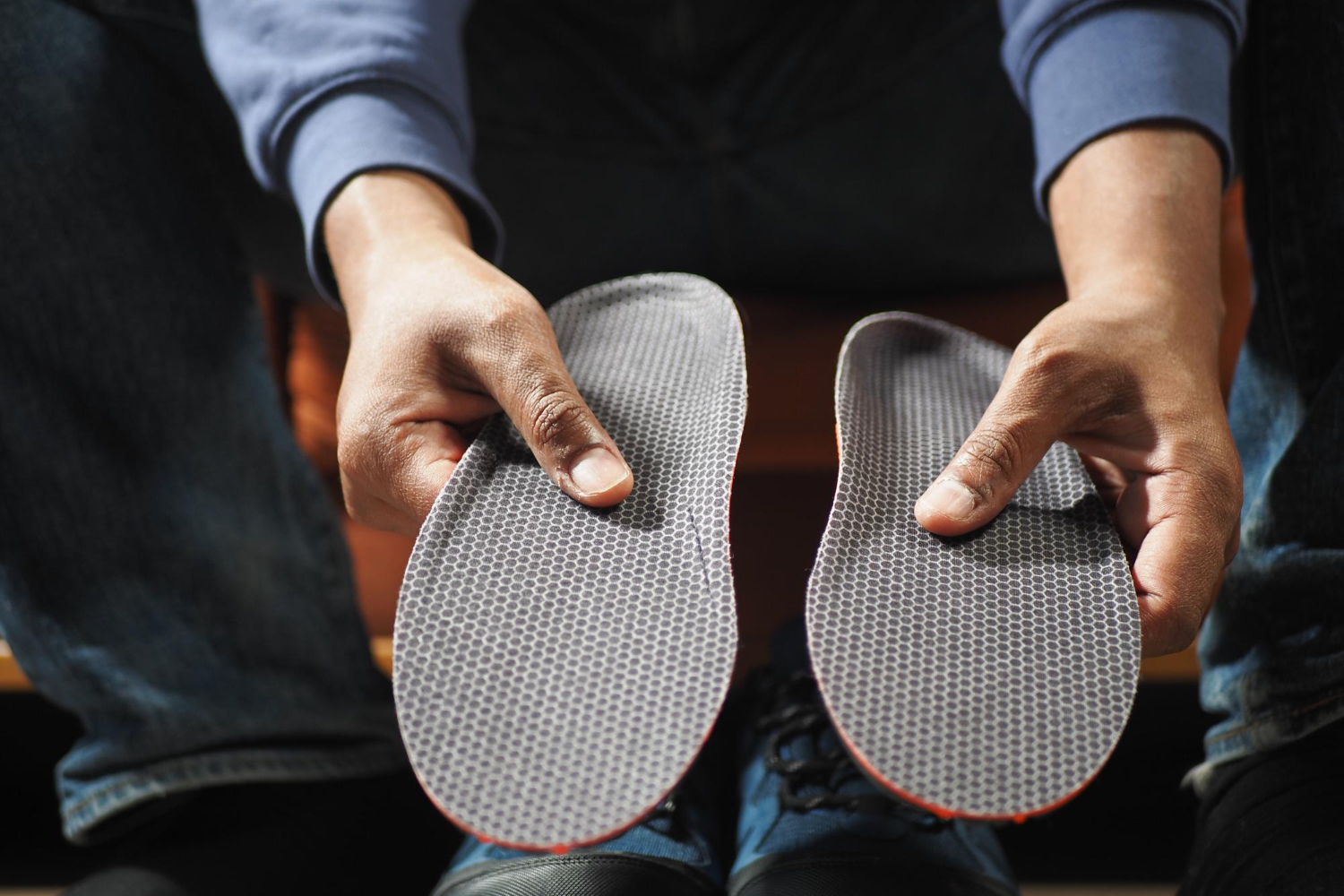 Jak wybrać idealne wkładki do butów?